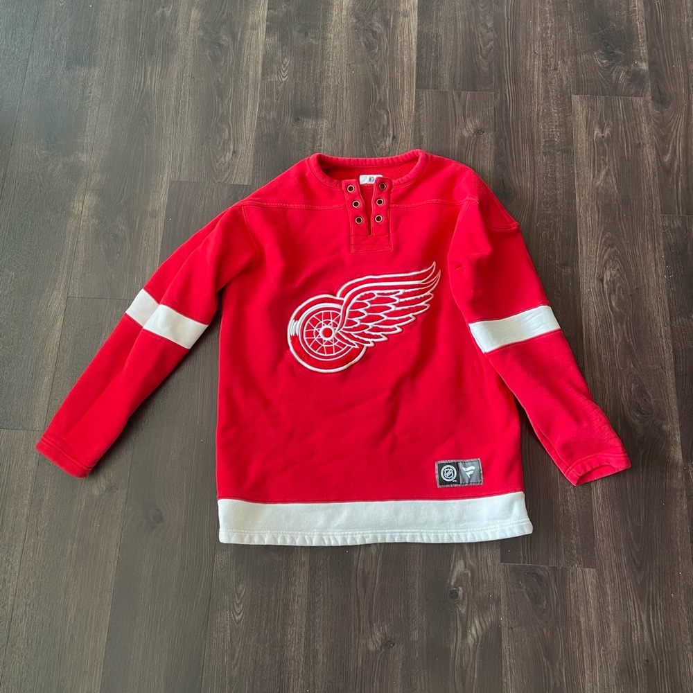 vintage red wings hockey sweater